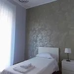 Palace 3*