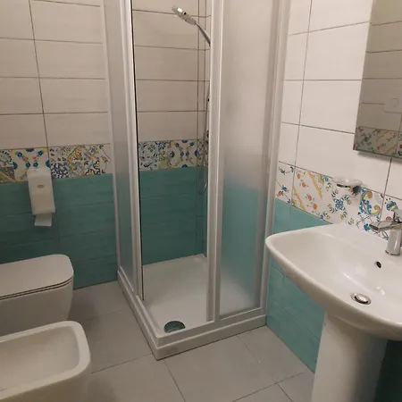 Palace Ρέτζιο ντι Καλάμπρια