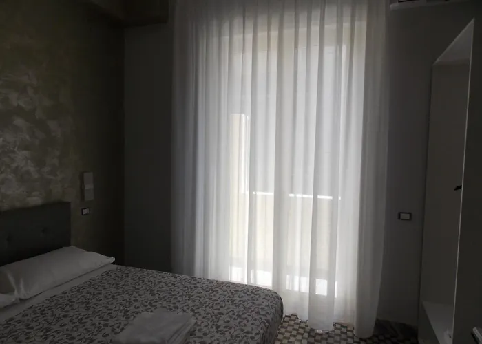 Palace Panzió Reggio di Calabria