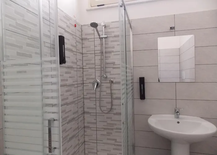 Alojamento de Acomodação e Pequeno-almoço Palace Reggio di Calabria